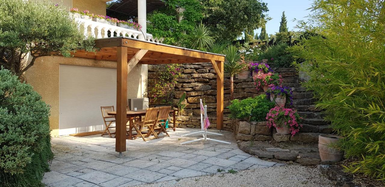 Appartement Vue Montagne Garéoult Exteriör bild