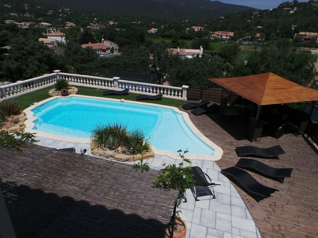 Appartement Vue Montagne Garéoult Exteriör bild